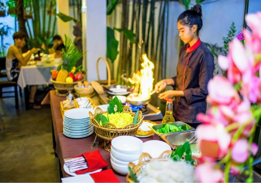 media/images/country-pages/cambodia/siem-reap-nearby/basecamps/comfort-basecamp-at-ladear-angkor-boutique-hotel/354010988/2917122-1-eng-GB/354010988.jpg