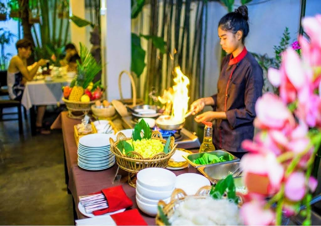 media/images/country-pages/cambodia/siem-reap-nearby/best-of-cities/comfort-best-of-siem-reap/354010988/2917237-1-eng-GB/354010988.jpg