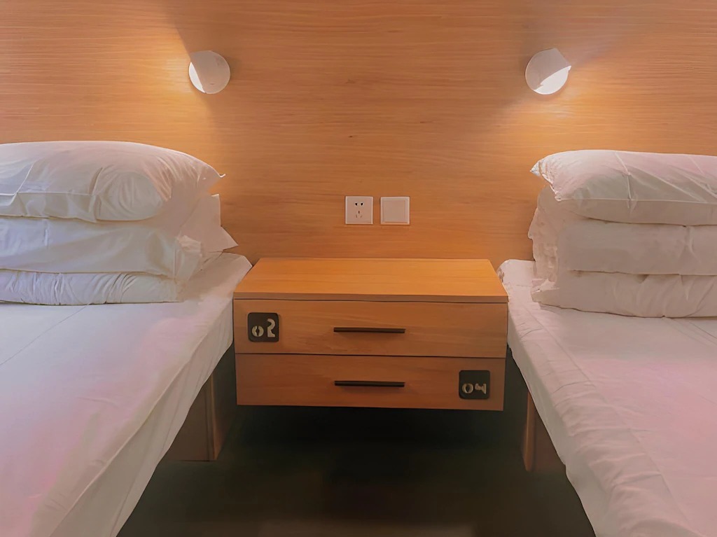 media/images/country-pages/china/beijing-and-nearby/basecamps/backpacker-basecamp-at-wohkoon-traveling-sun-youth-hostel/backpacker-basecamp-at-wohkoon-traveling-sun-youth-hostel-72/4362144-1-eng-GB/backpacker-basecamp-at-wohkoon-traveling-sun-youth-hostel-7.jpg