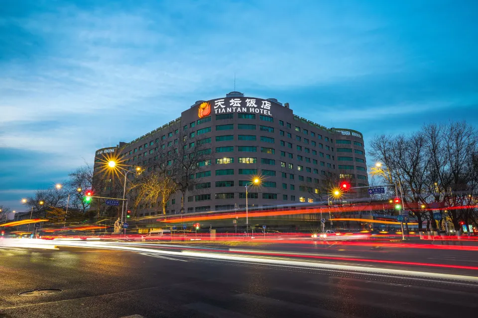 media/images/country-pages/china/beijing-and-nearby/basecamps/comfort-basecamp-at-tiantan-hotel/comfort-basecamp-at-tiantan-hotel-4/3408119-1-eng-GB/comfort-basecamp-at-tiantan-hotel-4.jpg
