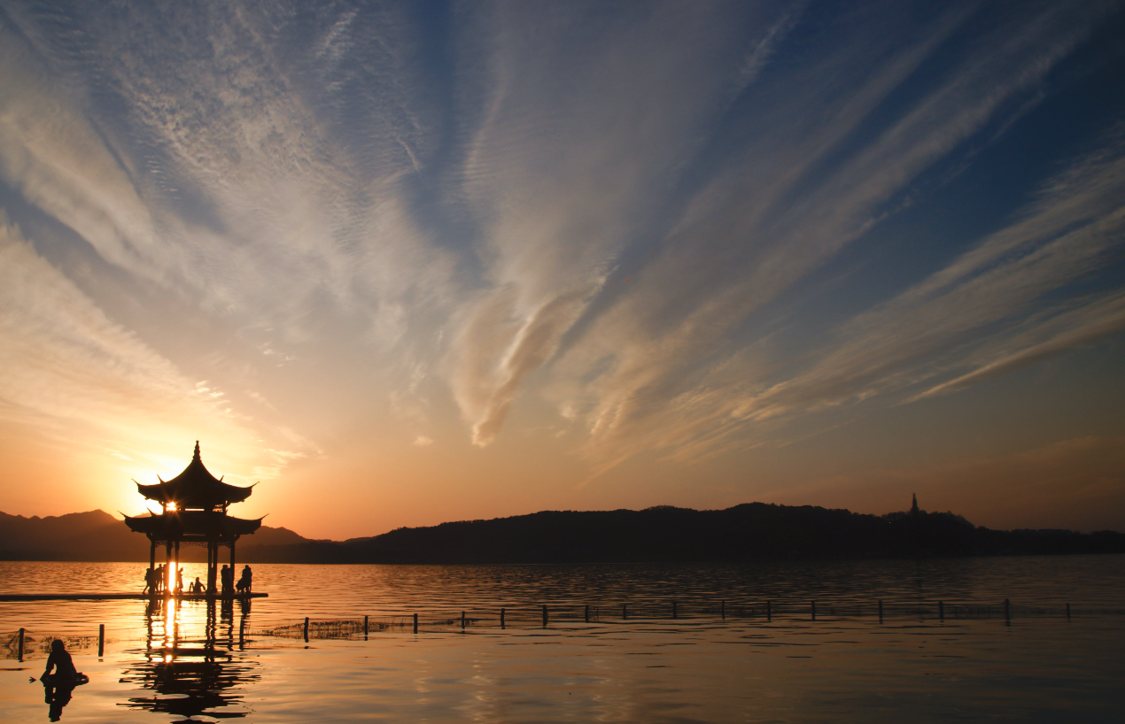 media/images/country-pages/china/beijing-and-nearby/connect-stay/beijing-to-shanghai-connect-stay/comfort-beijing-to-shanghai-connect-stay-7/3459061-1-eng-GB/comfort-beijing-to-shanghai-connect-stay-7.png