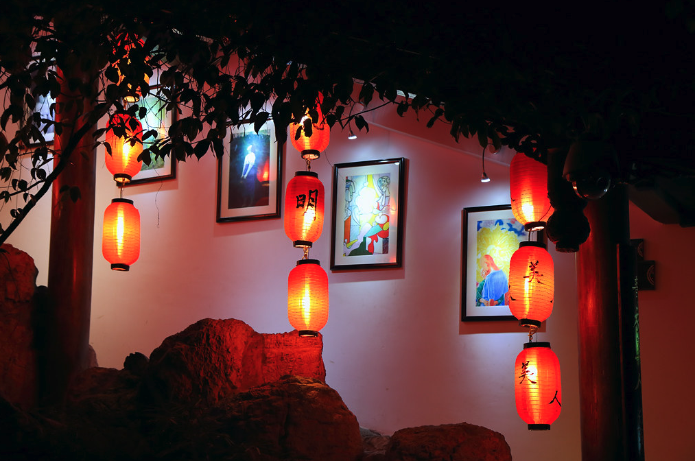media/images/country-pages/china/beijing-and-nearby/trips/chengdu-night-bites-and-delights/chengdu-night-bites-and-delights-4/3459690-1-eng-GB/chengdu-night-bites-and-delights-4.png