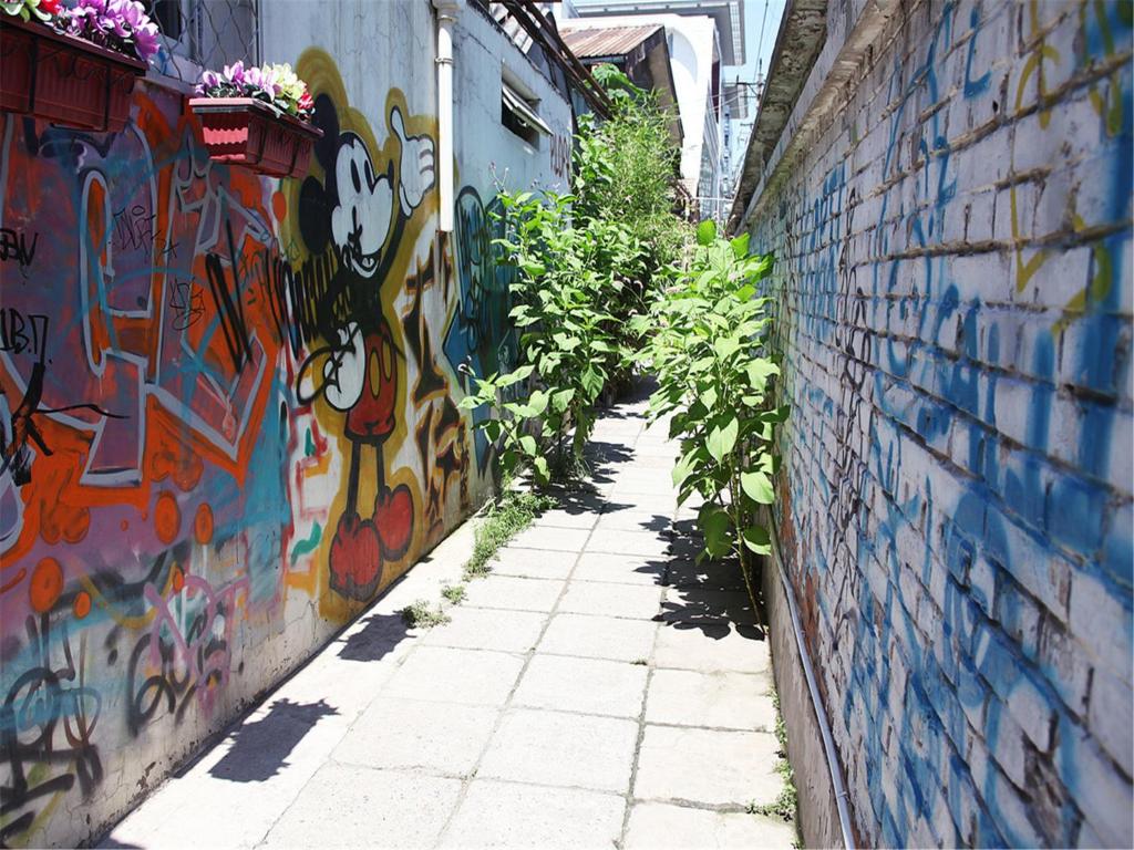 media/images/country-pages/china/beijing-nearby/basecamps/backpacker-basecamp-at-p.loft-youth-hostel/backpacker-basecamp-at-p.loft-youth-hostel-2/3399750-1-eng-GB/backpacker-basecamp-at-p.loft-youth-hostel-2.jpg