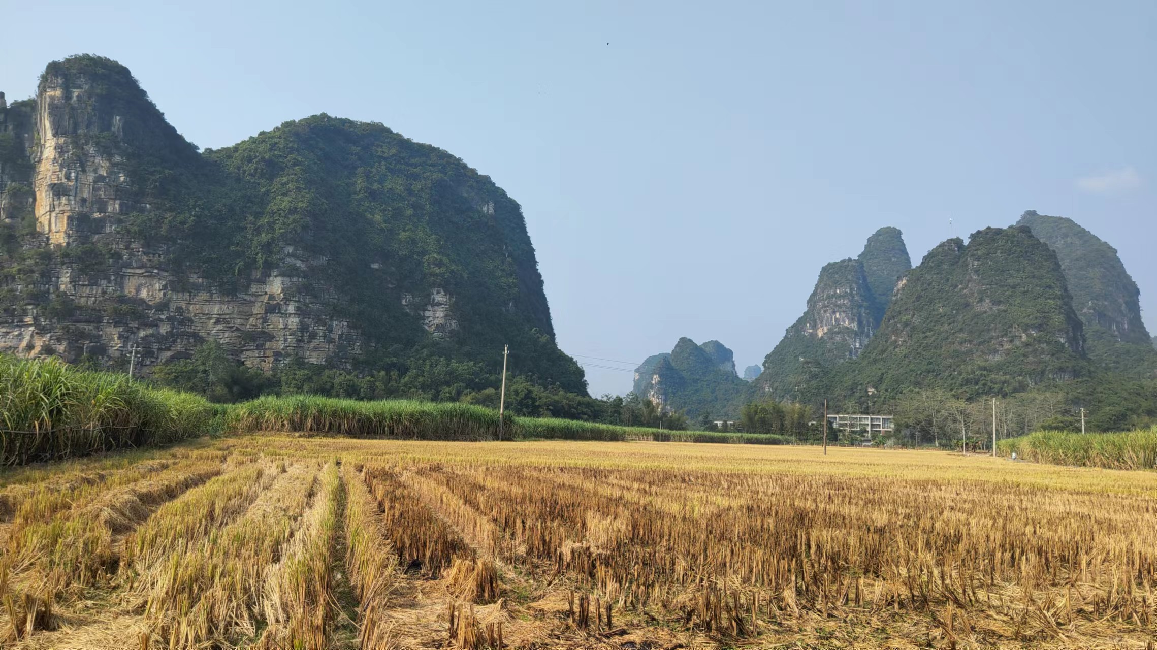 media/images/country-pages/china/guangxi-and-guizhou/trips/yangshuo-rural-rhythms-waterside-wonders-by-e-scooter/yangshuo-rural-rhythms-waterside-wonders-by-e-scooter-5/3462967-1-eng-GB/yangshuo-rural-rhythms-waterside-wonders-by-e-scooter-5.jpg
