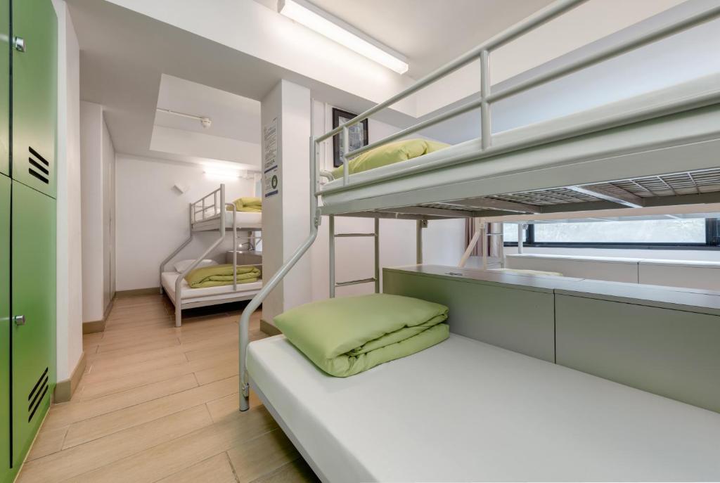 media/images/country-pages/china/hong-kong-and-macau/basecamps/backpacker-basecamp-at-yha-mei-ho-house-youth-hostel/backpacker-basecamp-at-yha-mei-ho-house-youth-hostel-6/3406112-1-eng-GB/backpacker-basecamp-at-yha-mei-ho-house-youth-hostel-6.jpg