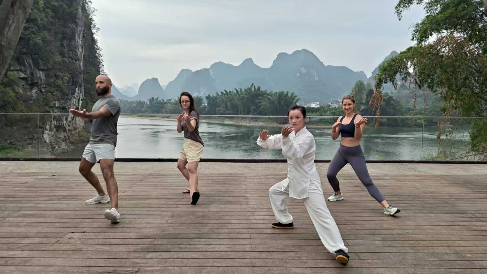 media/images/country-pages/china/hong-kong-and-macau/connect-stays/backpacker-countryside-hong-kong-to-hanoi-connect-and-stay/backpacker-countryside-hong-kong-to-hanoi-connect-and-stay-8/4192028-1-eng-GB/backpacker-countryside-hong-kong-to-hanoi-connect-and-stay-8.jpg