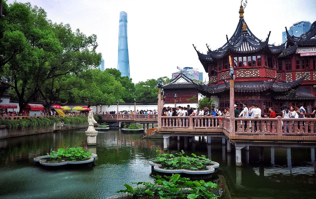 media/images/country-pages/china/shanghai-and-nearby/trips/shanghai-and-around-visa-free-explorer-3/3850701-1-eng-GB/shanghai-and-around-visa-free-explorer-3.jpg