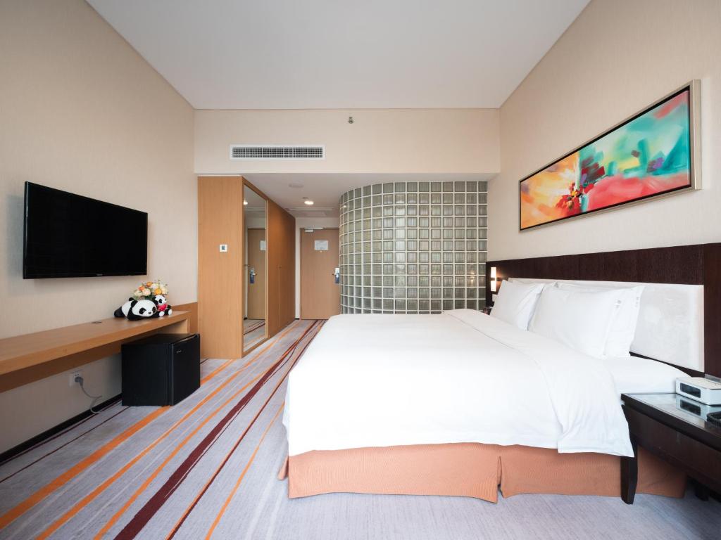 media/images/country-pages/china/sichuan-and-chongqing/basecamps/comfort-basecamp-at-holiday-inn-express-gulou-chengdu/comfort-basecamp-at-holiday-inn-express-gulou-chengdu-6/3407763-1-eng-GB/comfort-basecamp-at-holiday-inn-express-gulou-chengdu-6.jpg