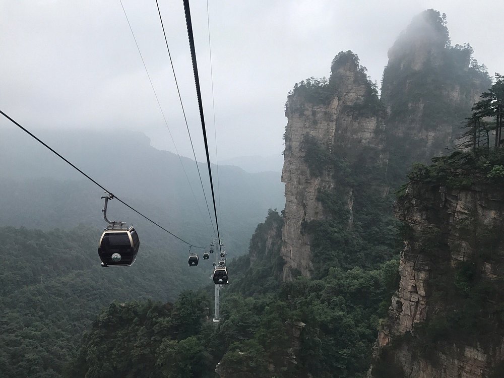 media/images/country-pages/china/the-yangzi-basin/trips/backpacker-zhangjiajie-forest-park/backpacker-zhangjiajie-forest-park-6/3921414-1-eng-GB/backpacker-zhangjiajie-forest-park-6.jpg