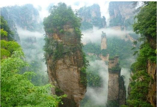 media/images/country-pages/china/the-yangzi-basin/trips/comfort-zhangjiajie-forest-park/comfort-zhangjiajie-forest-park-11/3921522-1-eng-GB/comfort-zhangjiajie-forest-park-11.jpg