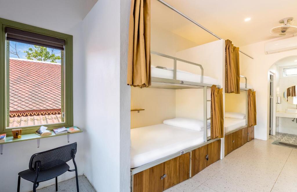 media/images/country-pages/laos/luang-prabang-and-nearby/backpacker-best-of-luang-prabang-4-days/white-elephant-hostel/4328697-1-eng-GB/white-elephant-hostel.jpg