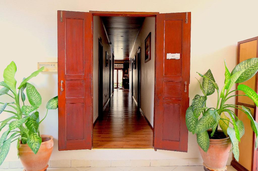 media/images/country-pages/laos/luang-prabang-and-nearby/basecamps/comfort-basecamp-at-malida-guesthouse/76252935a210c16853835132ca7fc581/3415145-1-eng-GB/76252935a210c16853835132ca7fc581.jpg