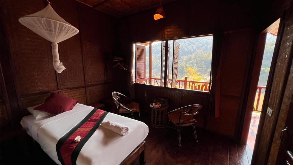 media/images/country-pages/laos/luang-prabang-and-nearby/comfort-luang-prabang-to-chiang-mai-connect-and-stay/maekong-riverside-lodge-1/4153856-1-eng-GB/maekong-riverside-lodge-1.jpg