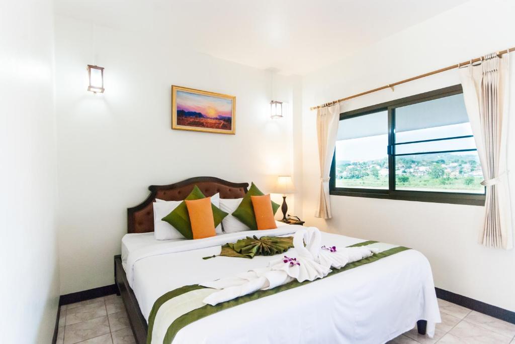 media/images/country-pages/laos/luang-prabang-and-nearby/comfort-luang-prabang-to-chiang-mai-connect-and-stay/namkhong-riverside-hotel-2/4183566-1-eng-GB/namkhong-riverside-hotel-2.jpg