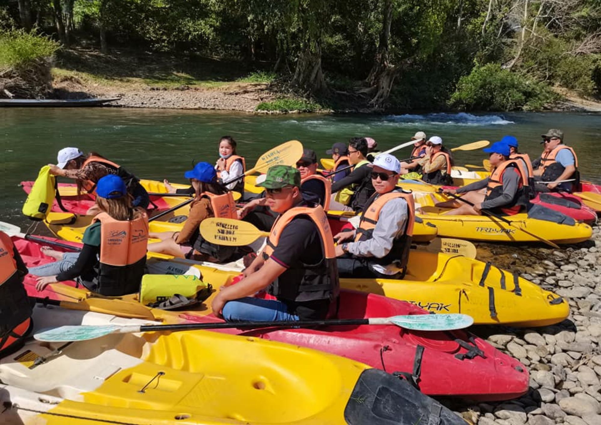 media/images/country-pages/laos/the-northeast/vang-vieng-river-and-caving-experience/vang-vieng-river-and-caving-experience-3/3662250-1-eng-GB/vang-vieng-river-and-caving-experience-3.jpg