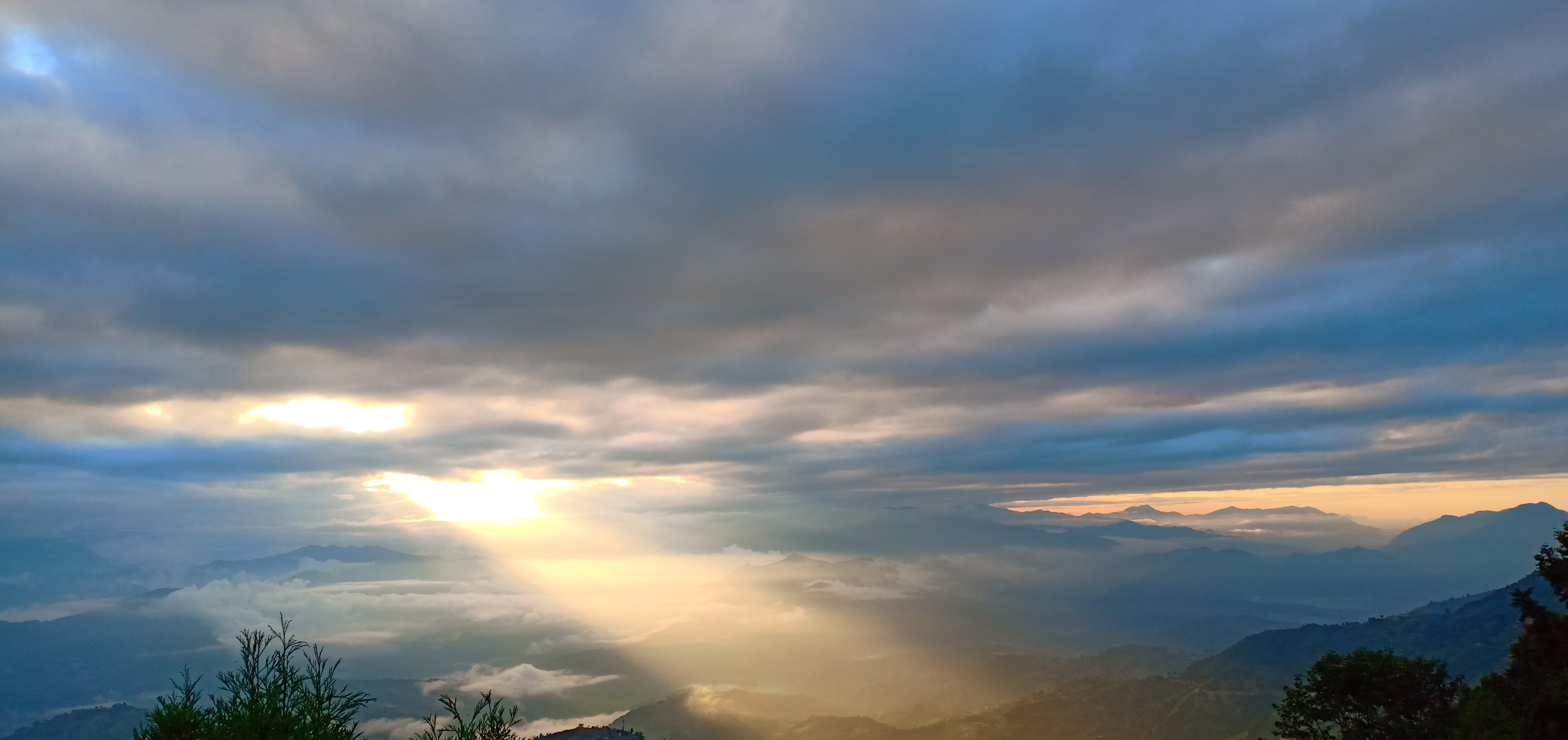 media/images/country-pages/nepal/kathmandu-and-nearby/trips/comfort-chisapani-and-namobuddha-trek/comfort-chisapani-and-namobuddha-trek-5/4004760-1-eng-GB/comfort-chisapani-and-namobuddha-trek-5.jpg