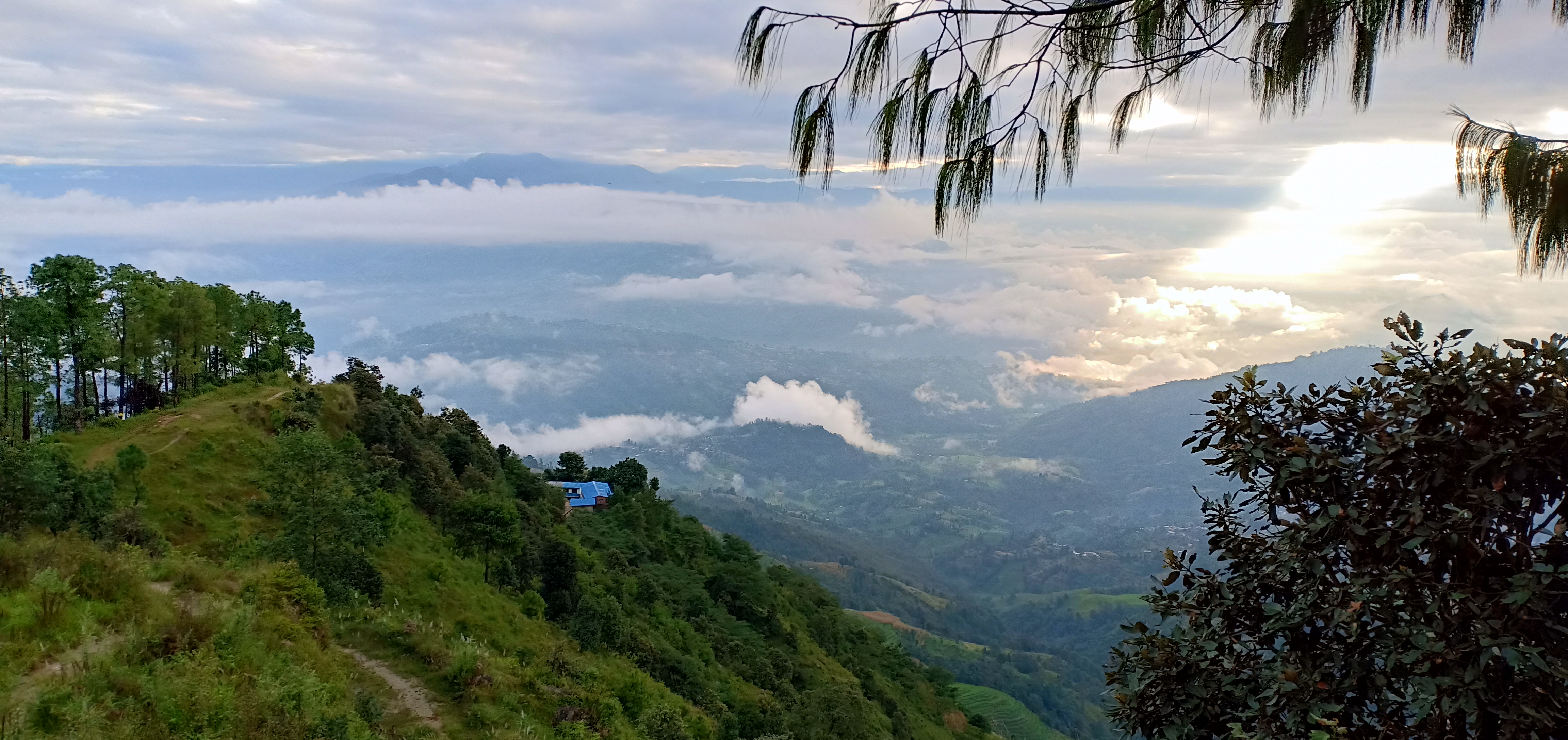 media/images/country-pages/nepal/kathmandu-and-nearby/trips/comfort-chisapani-and-namobuddha-trek/comfort-chisapani-and-namobuddha-trek-6/4004766-1-eng-GB/comfort-chisapani-and-namobuddha-trek-6.jpg