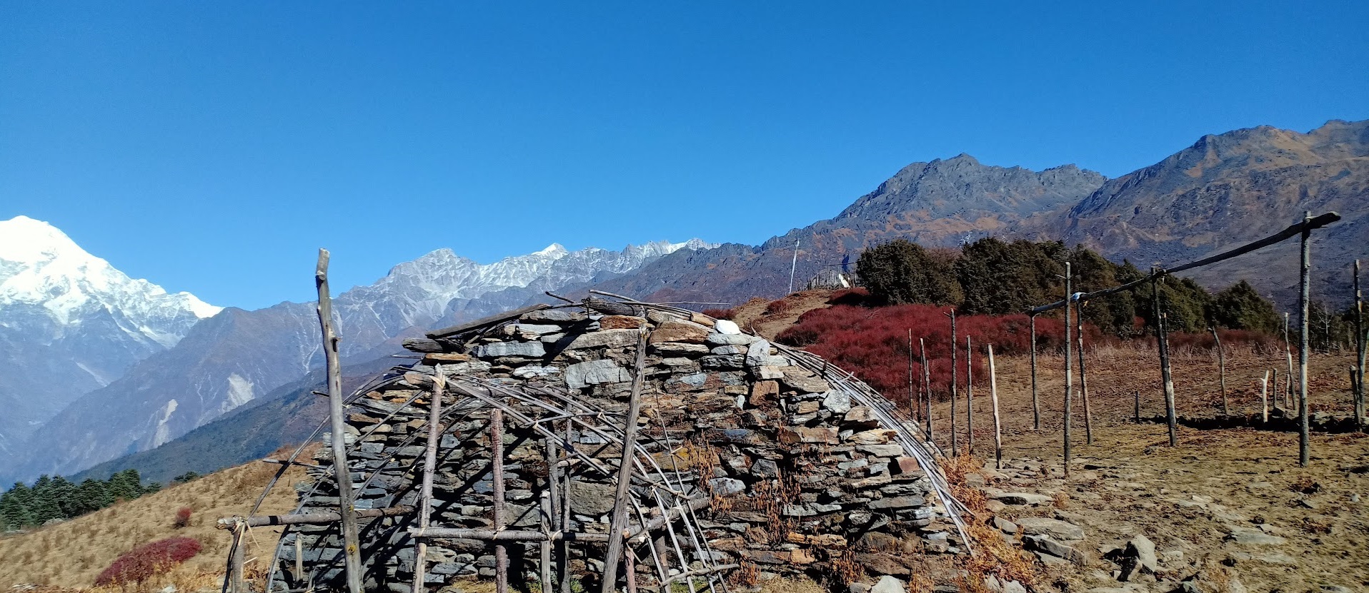 media/images/country-pages/nepal/kathmandu-and-nearby/trips/gosaikunda-lake-trek/gosaikunda-lake-trek-6/4194293-1-eng-GB/gosaikunda-lake-trek-6.jpg