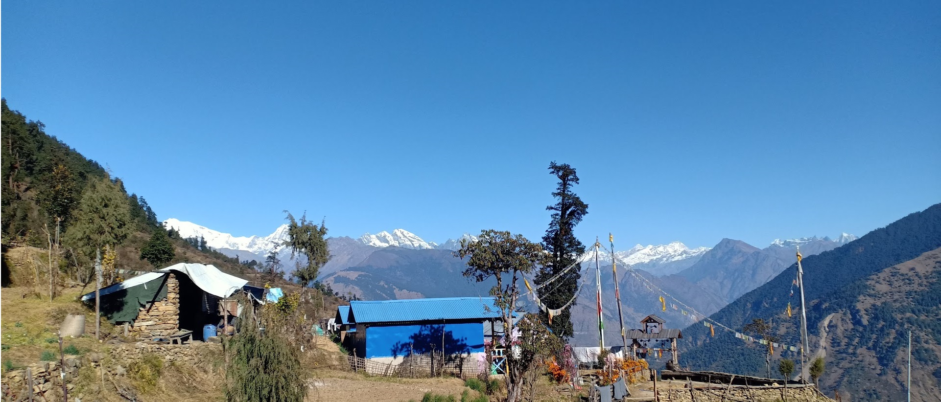 media/images/country-pages/nepal/kathmandu-and-nearby/trips/gosaikunda-lake-trek/gosaikunda-lake-trek-7/4194299-1-eng-GB/gosaikunda-lake-trek-7.jpg