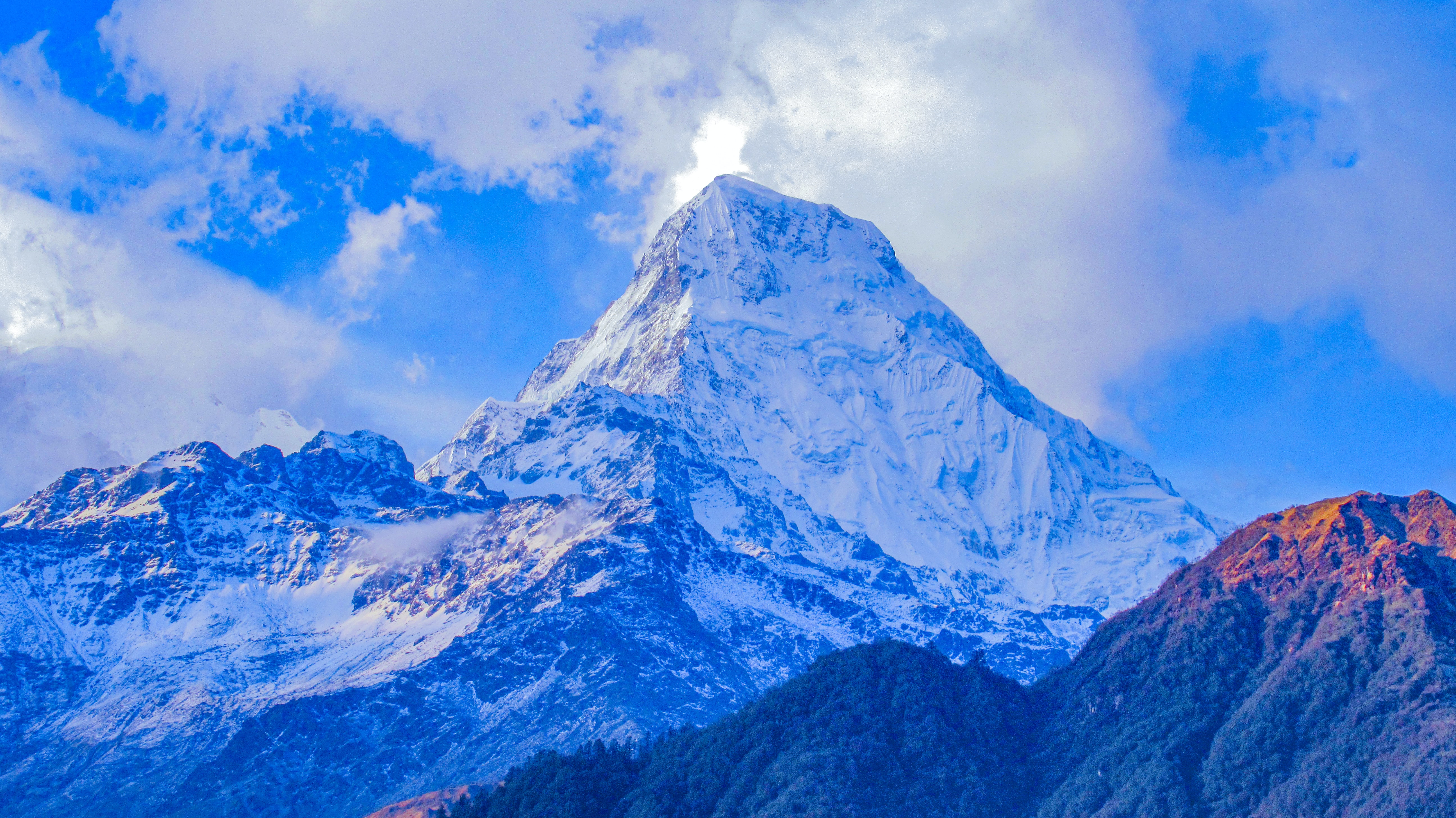 media/images/country-pages/nepal/kathmandu-nearby/trips/annapurna-basecamp-teahouse-trek-11-days/annapurna-basecamp-teahouse-trek-11-days-3/2794418-1-eng-GB/annapurna-basecamp-teahouse-trek-11-days-3.jpg