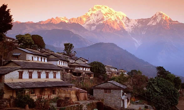 media/images/country-pages/nepal/kathmandu-nearby/trips/ghorepani-poonhill-tea-house-trek-6-days/ghorepani-poonhill-tea-house-trek-6-days-4/2793446-1-eng-GB/ghorepani-poonhill-tea-house-trek-6-days-4.jpg