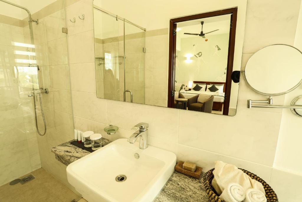 media/images/country-pages/sri-lanka/colombo-and-nearby/basecamps/comfort-basecamp-at-morven-hotel-colombo/comfort-basecamp-at-morven-hotel-colombo-4/3922273-1-eng-GB/comfort-basecamp-at-morven-hotel-colombo-4.jpg