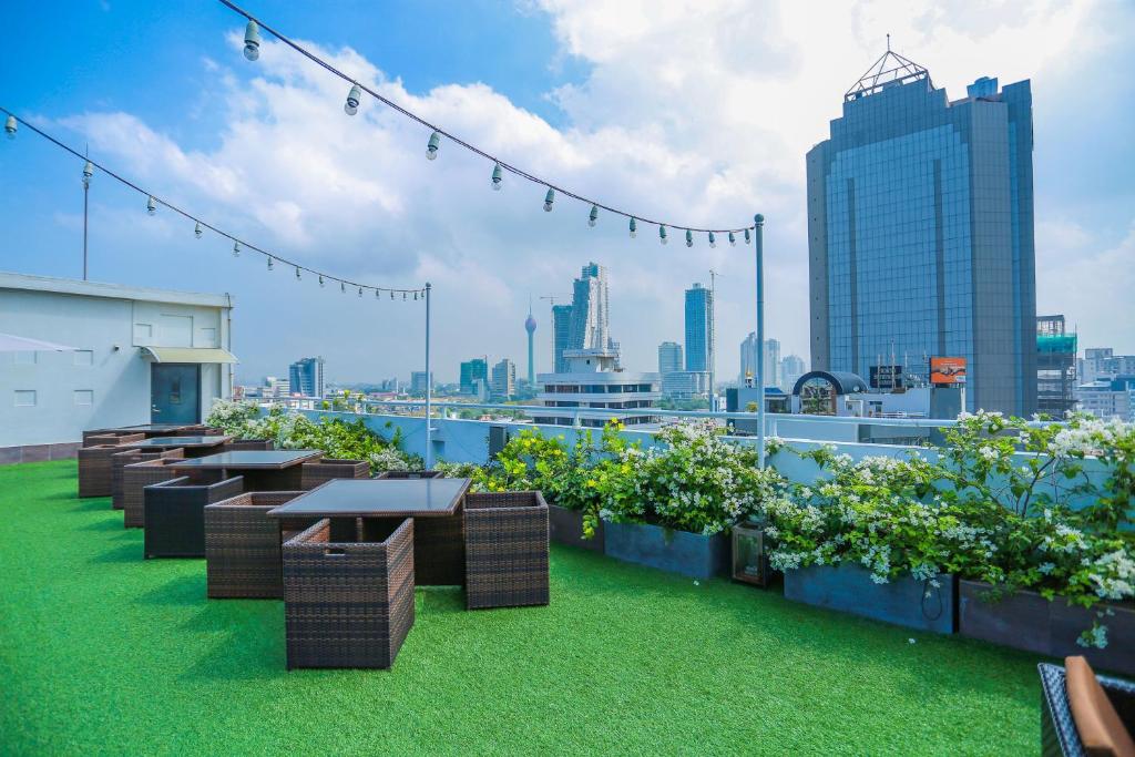 media/images/country-pages/sri-lanka/colombo-and-nearby/basecamps/comfort-basecamp-at-morven-hotel-colombo/comfort-basecamp-at-morven-hotel-colombo-7/3922291-1-eng-GB/comfort-basecamp-at-morven-hotel-colombo-7.jpg