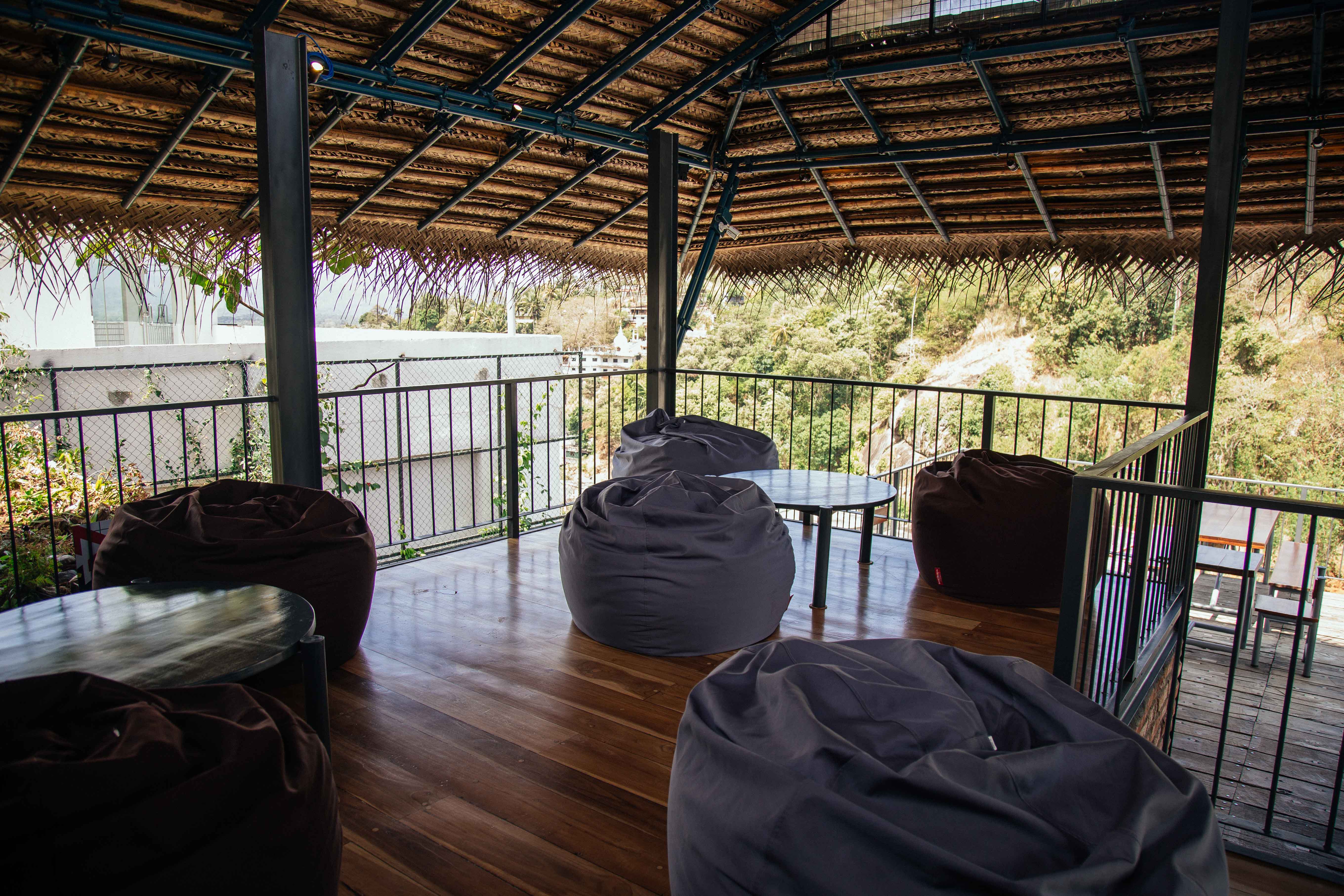 media/images/country-pages/sri-lanka/kandy-and-nearby/kandy-and-nearby-basecamps/backpacker-basecamp-at-kurumbunkz-kandy/backpacker-basecamp-at-kurumbunkz-kandy-10/3847334-1-eng-GB/backpacker-basecamp-at-kurumbunkz-kandy-10.jpg