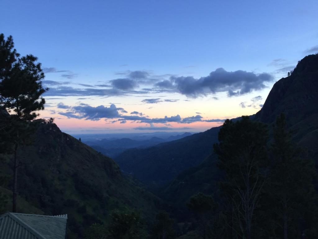 media/images/country-pages/sri-lanka/kandy-and-nearby/kandy-and-nearby-basecamps/comfort-basecamp-at-ella-mount-relax-cottages/comfort-basecamp-at-ella-mount-relax-cottages-8/4328504-1-eng-GB/comfort-basecamp-at-ella-mount-relax-cottages-8.jpg