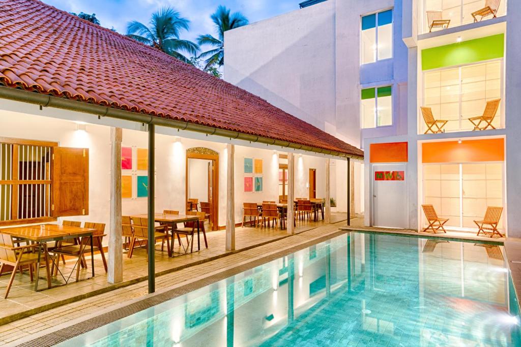 media/images/country-pages/sri-lanka/the-south/basecamps/comfort-basecamp-at-hotel-j-unawatuna/comfort-basecamp-at-hotel-j-unawatuna-7/3918337-1-eng-GB/comfort-basecamp-at-hotel-j-unawatuna-7.jpg