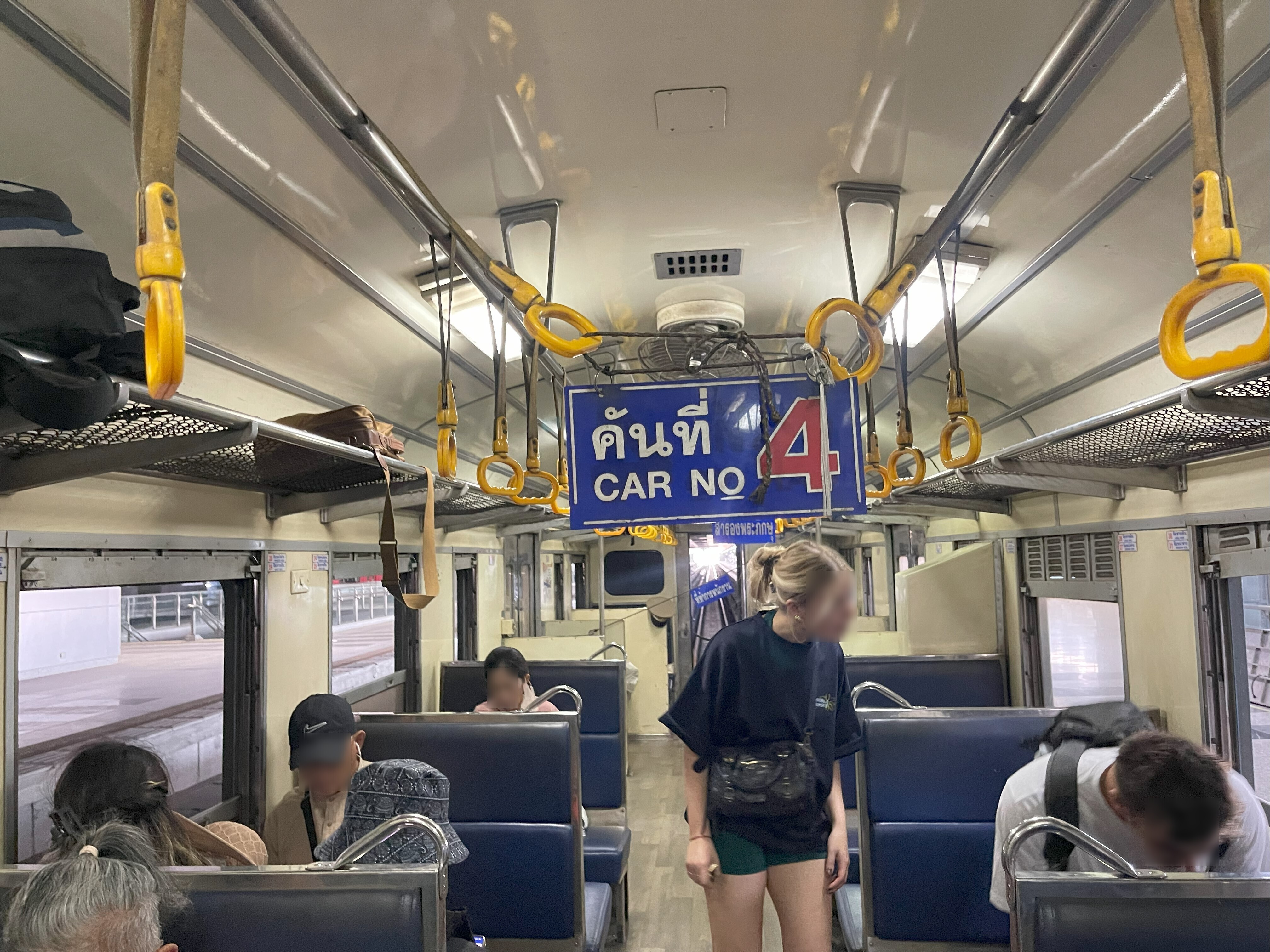 media/images/country-pages/thailand/bangkok-and-nearby/ancient-and-hidden-ayutthaya-by-bike-new/ayutthaya-train/4167833-1-eng-GB/ayutthaya-train.jpg