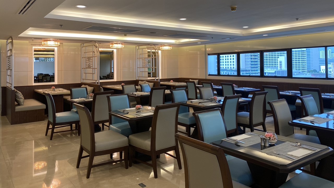 media/images/country-pages/thailand/bangkok-and-nearby/one-night-at-centre-point-silom-in-deluxe-room/centre-point-silom-new-restaurant/3900391-1-eng-GB/centre-point-silom-new-restaurant.jpg