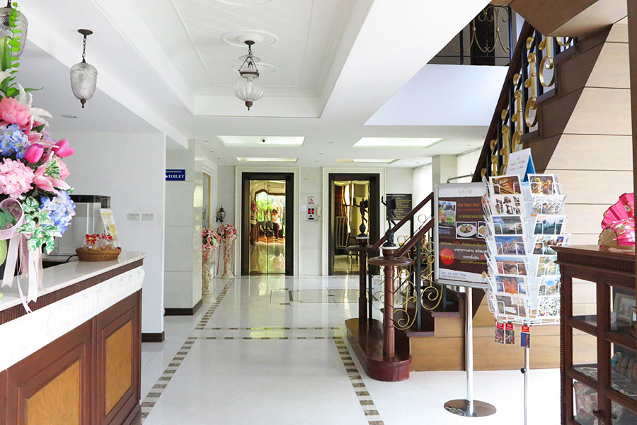 media/images/country-pages/thailand/bangkok-and-nearby/one-night-at-the-grand-sathorn-in-deluxe-room/the-grand-sathorn/3900417-1-eng-GB/the-grand-sathorn.jpg