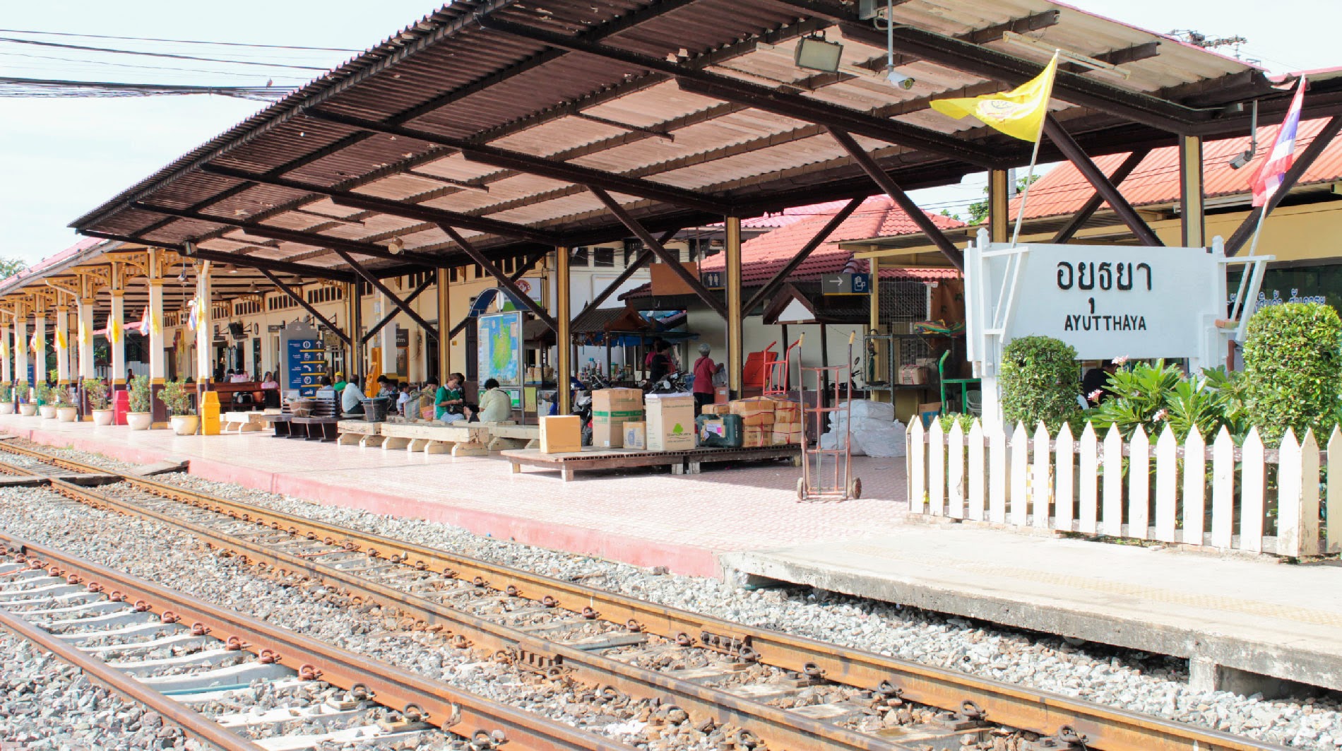 media/images/country-pages/thailand/bangkok-nearby/bangkok-nearby-trips/ancient-and-hidden-ayutthaya-by-bike/ayutthaya-railway-station/2795555-1-eng-GB/ayutthaya-railway-station.jpg