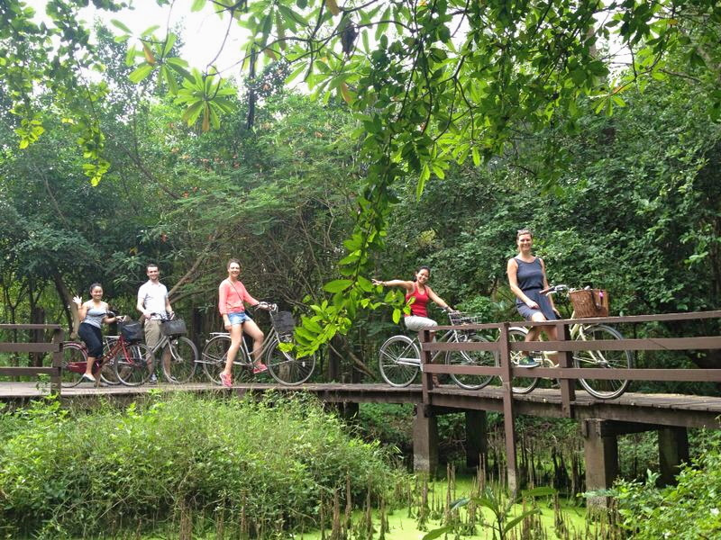 media/images/country-pages/thailand/bangkok-nearby/bangkok-nearby-trips/morning-green-lungs-of-bangkok-by-bike/img_4172/2845822-1-eng-GB/img_4172.jpg