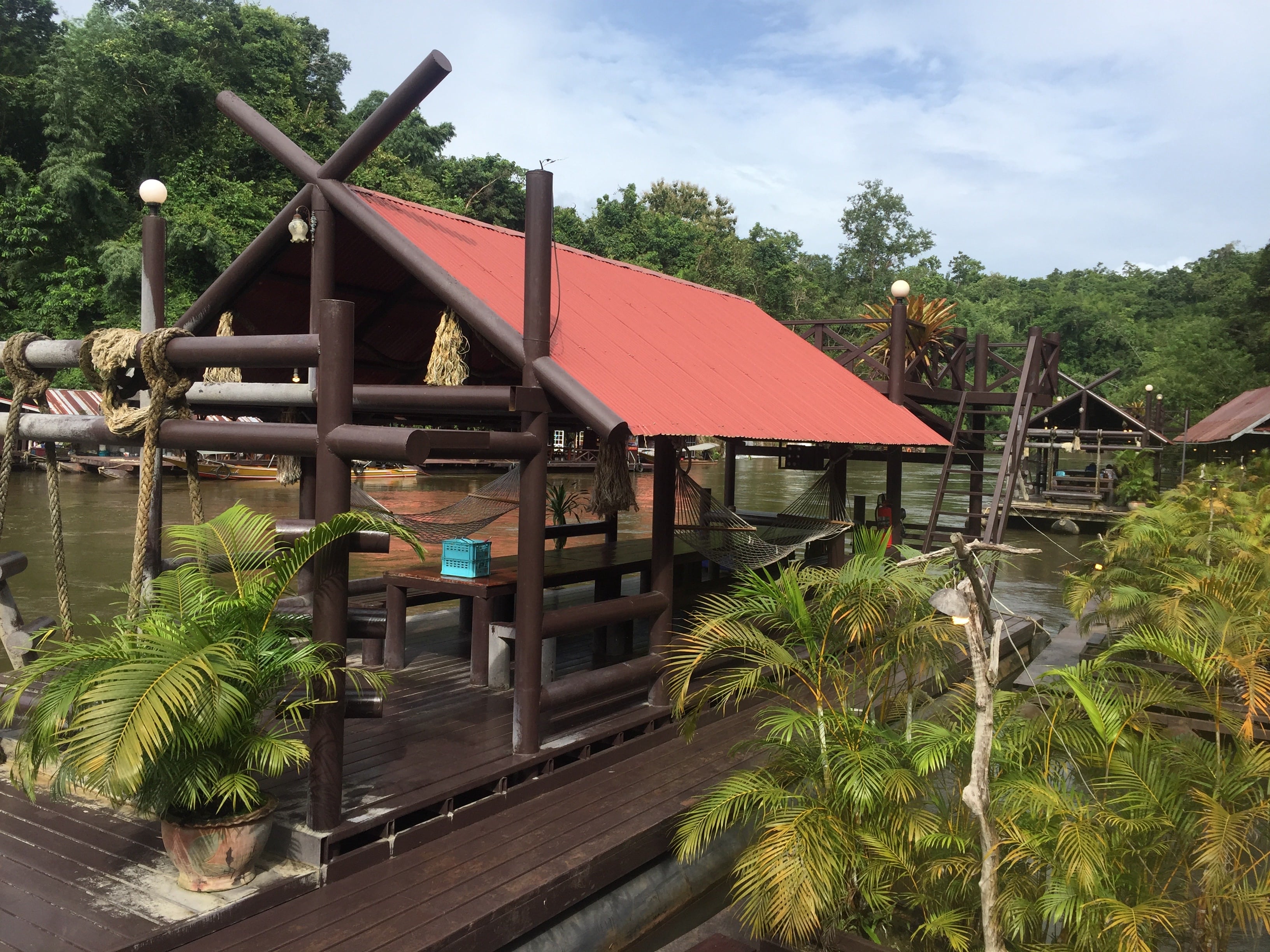media/images/country-pages/thailand/bangkok-nearby/bangkok-nearby-trips/sai-yok-jungle-explorer/sai-yok-jungle-explorer-13/2985789-1-eng-GB/sai-yok-jungle-explorer-13.jpg