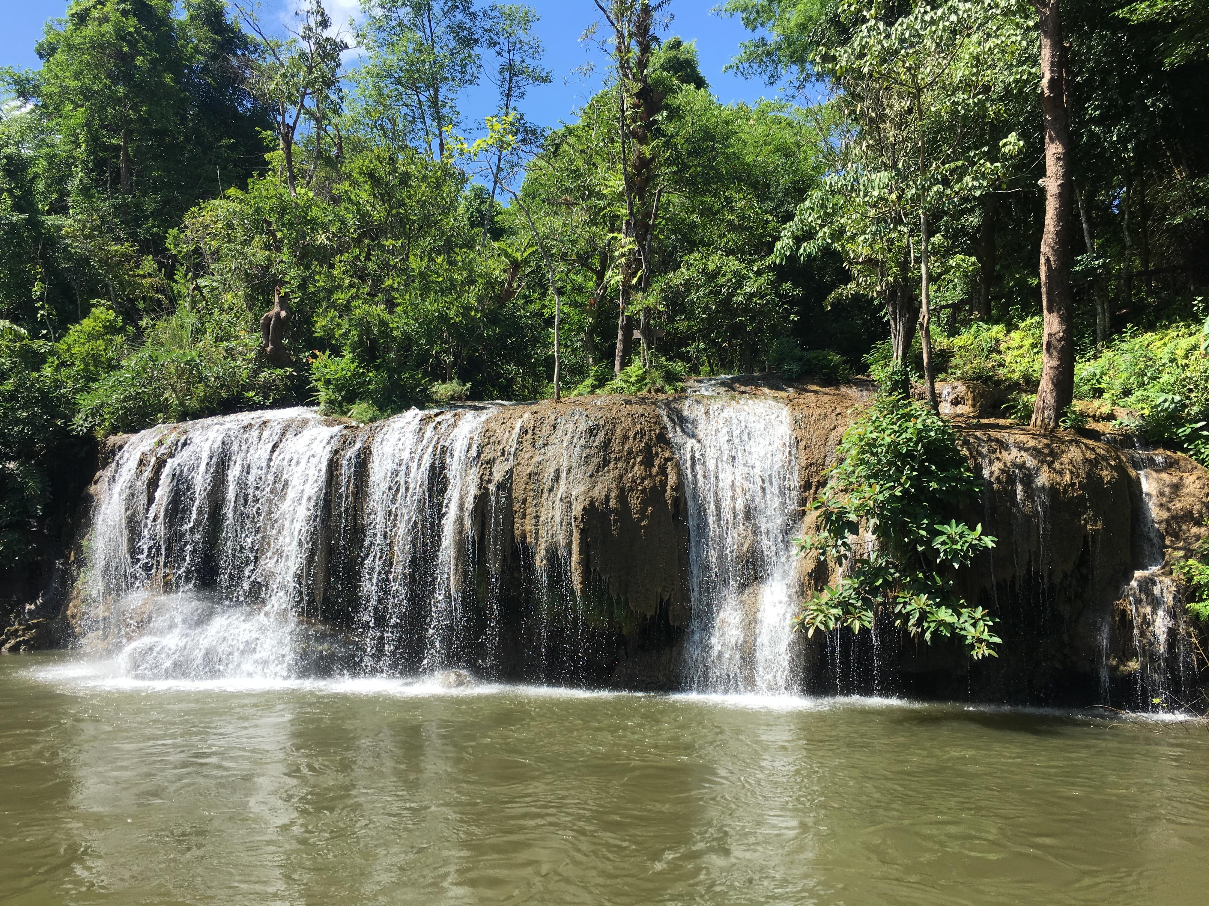 media/images/country-pages/thailand/bangkok-nearby/bangkok-nearby-trips/sai-yok-jungle-explorer/sai-yok-jungle-explorer-9/2985765-1-eng-GB/sai-yok-jungle-explorer-9.jpg
