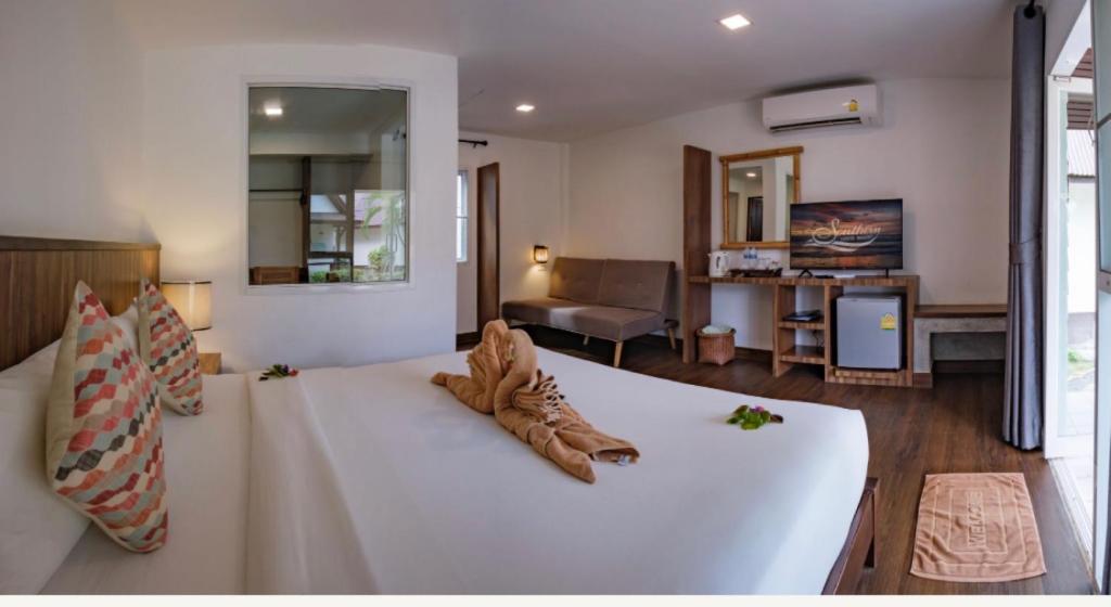 media/images/country-pages/thailand/the-andaman-coast/andaman-islands-connect-and-stay/southern-lanta-resort-superior-bungalows-1/4157231-1-eng-GB/southern-lanta-resort-superior-bungalows-1.jpg