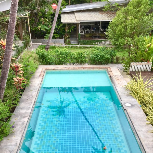 media/images/country-pages/thailand/the-andaman-coast/backpacker-krabi-to-koh-phangan-explorer/glur-hostel-swimming-pool-2/3912507-1-eng-GB/glur-hostel-swimming-pool-2.jpg