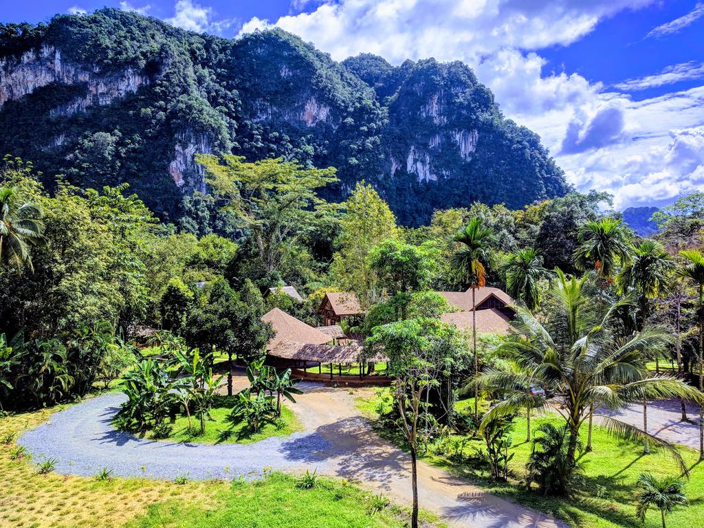 media/images/country-pages/thailand/the-andaman-coast/the-andaman-coast-basecamps/backpacker-basecamp-at-our-jungle-camp/121806640/2799770-1-eng-GB/121806640.jpg