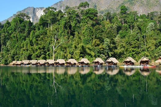 media/images/country-pages/thailand/the-andaman-coast/the-andaman-coast-trips/khao-sok-tree-house-and-lake-explorer/11002599_10153101044090499_507660240227649929_n/2931282-1-eng-GB/11002599_10153101044090499_507660240227649929_n.jpg