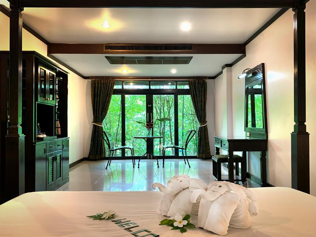 media/images/country-pages/thailand/the-gulf-coast/comfort-gulf-of-thailand-island-hopper/sand-sea-beach-resort-koh-samui-standard-garden-view/4334561-1-eng-GB/sand-sea-beach-resort-koh-samui-standard-garden-view.jpg