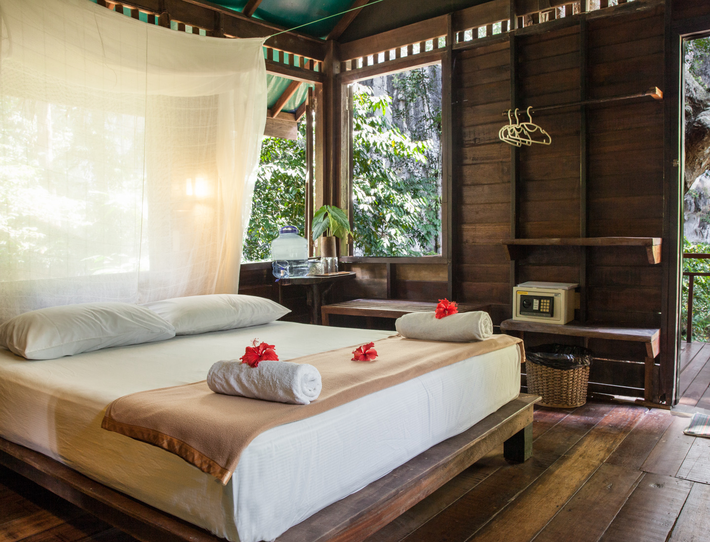 media/images/country-pages/thailand/the-gulf-coast/comfort-koh-phangan-to-krabi-explorer/our-jungle-house-hideaway-triple-treehouse/3871060-1-eng-GB/our-jungle-house-hideaway-triple-treehouse.jpg