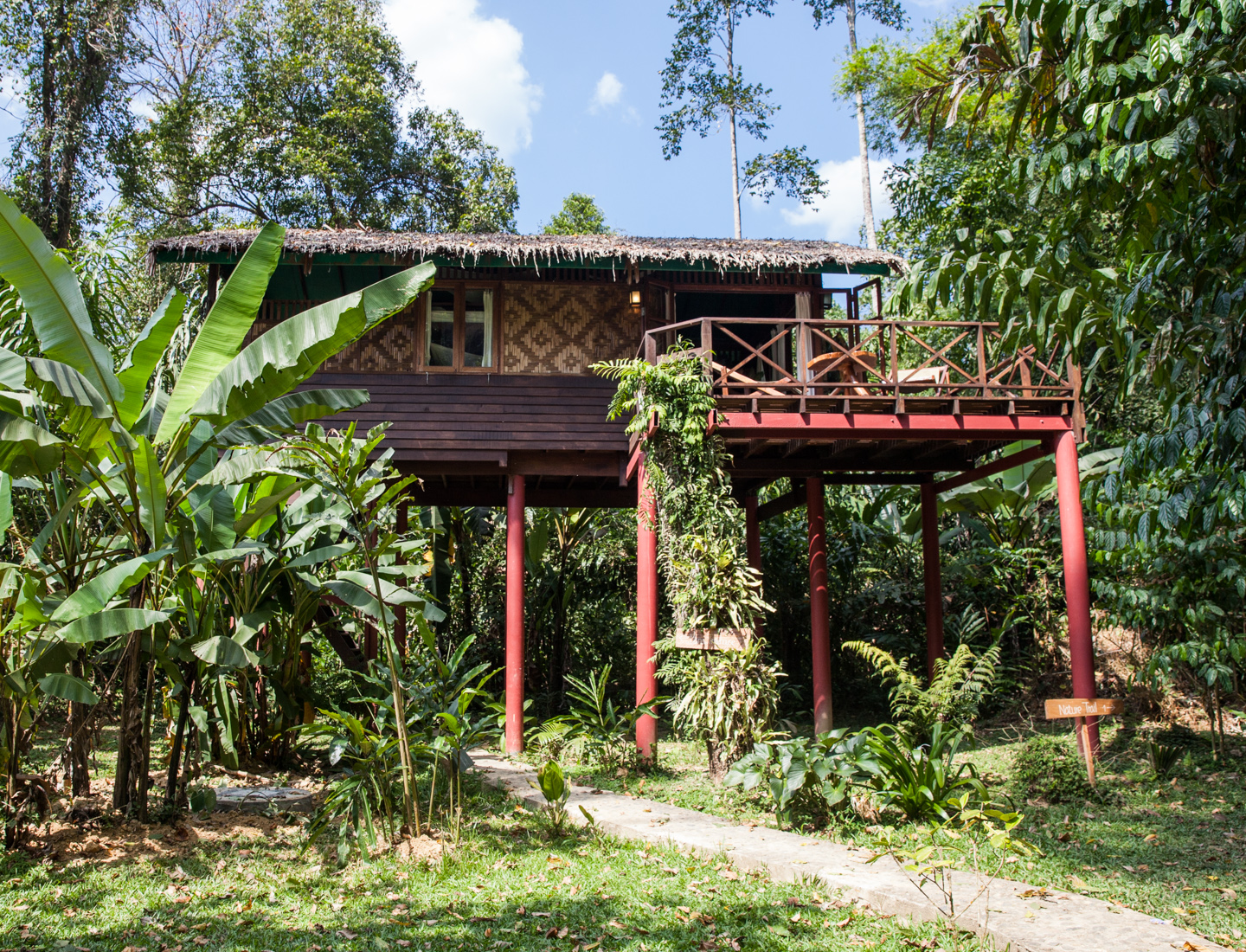 media/images/country-pages/thailand/the-gulf-coast/comfort-koh-phangan-to-krabi-explorer/our-jungle-house-liana-family-treehouse/3871084-1-eng-GB/our-jungle-house-liana-family-treehouse.jpg