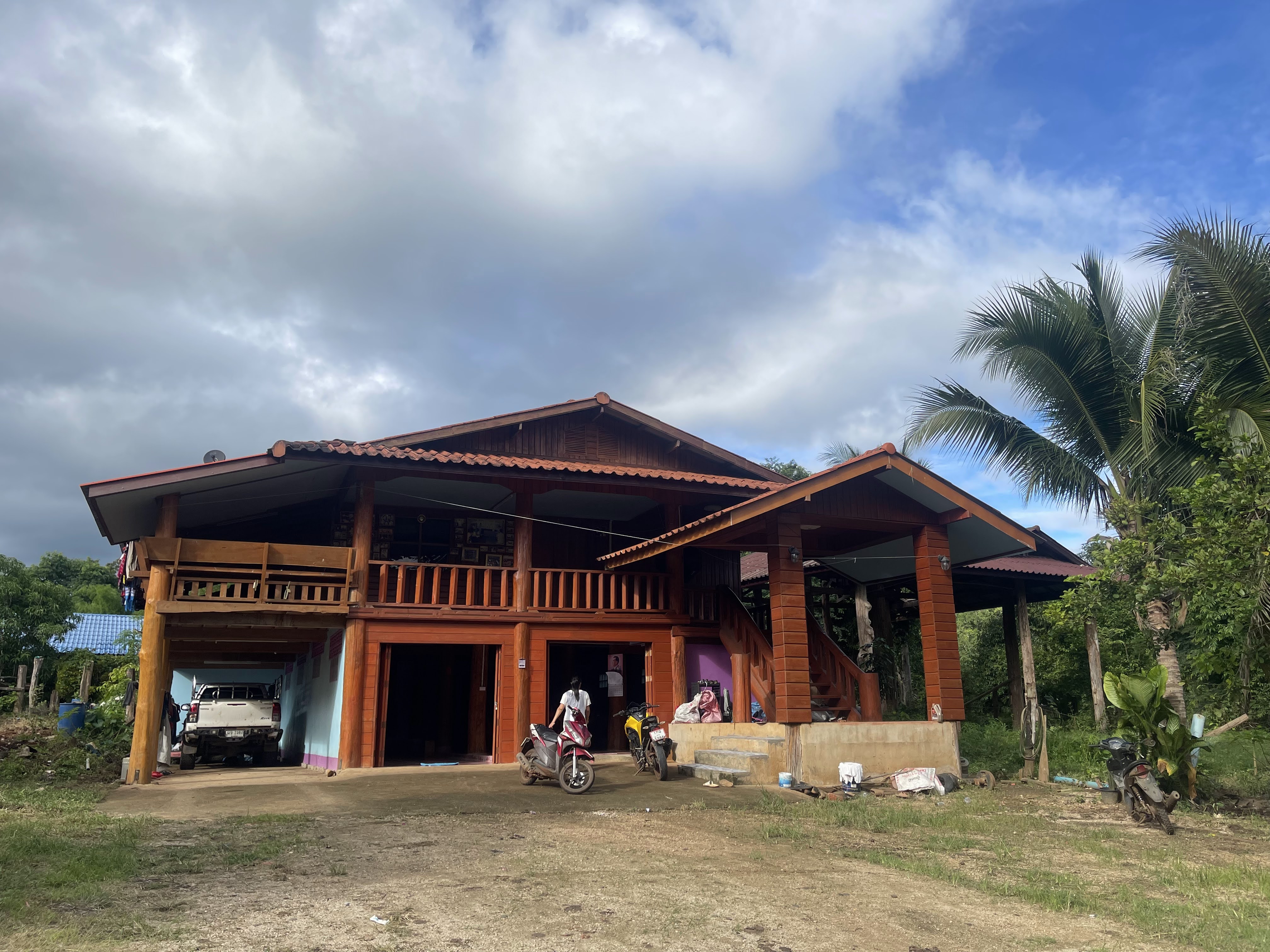 media/images/country-pages/thailand/the-north/family-umphang-wildlife-explorer/umphang-wildlife-house/4164966-1-eng-GB/umphang-wildlife-house.jpg