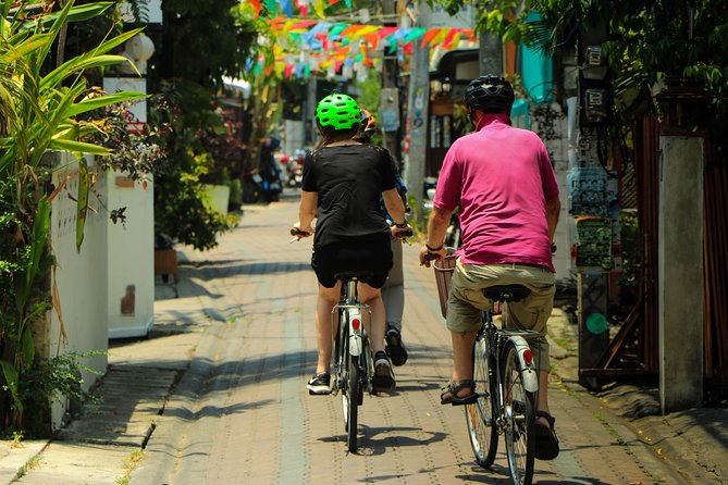 media/images/country-pages/thailand/the-north/the-north-trips/twilight-chiang-mai-city-by-bike/ab/3409251-1-eng-GB/ab.jpg
