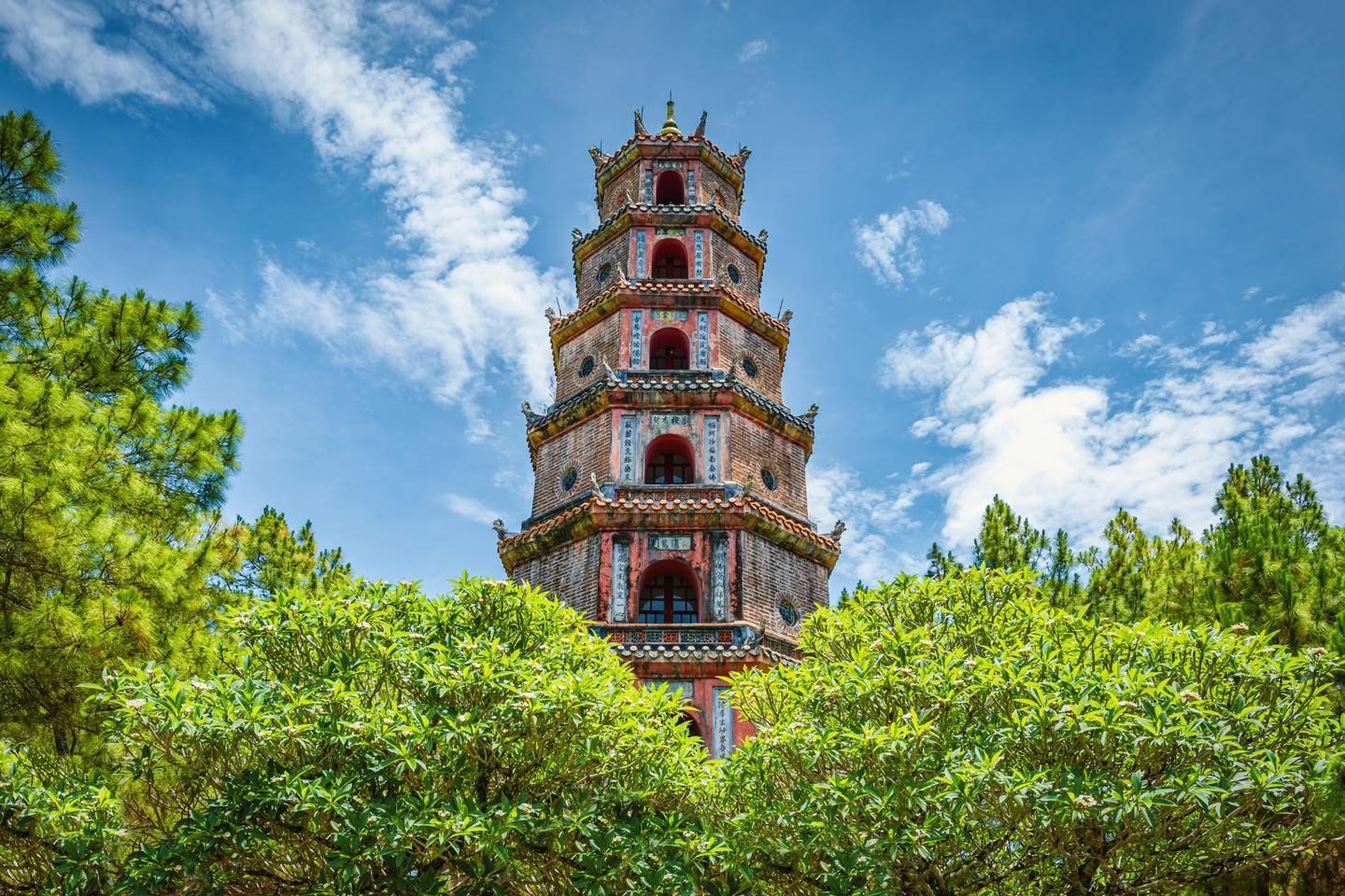 media/images/country-pages/vietnam/destination-tiles/the-northern-coast/comfort-ha-long-to-ninh-binh-to-hue-adventure/thien-mu-2/4323529-1-eng-GB/thien-mu-2.jpg