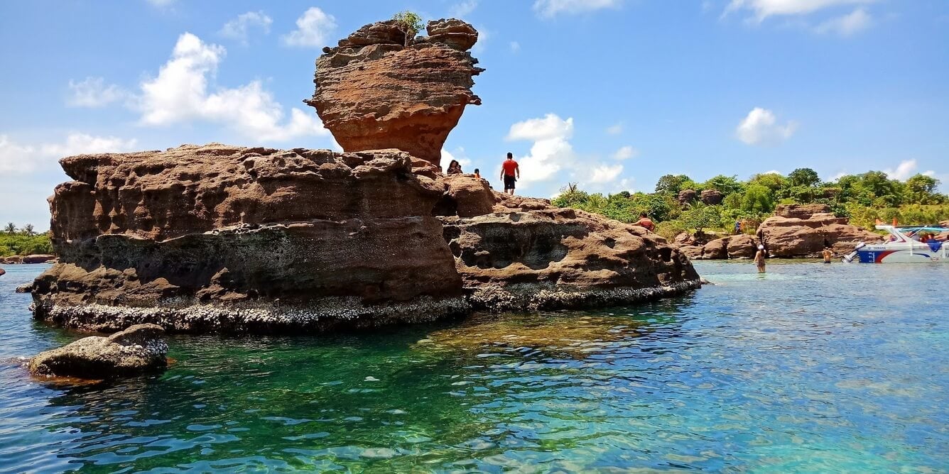 media/images/country-pages/vietnam/destination-tiles/the-southern-coast/backpacker-best-of-phu-quoc/bbpq2/4135103-1-eng-GB/bbpq2.jpg