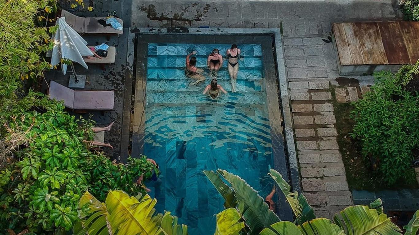 media/images/country-pages/vietnam/destination-tiles/the-southern-coast/backpacker-best-of-phu-quoc/bbpq4/4135115-1-eng-GB/bbpq4.jpg
