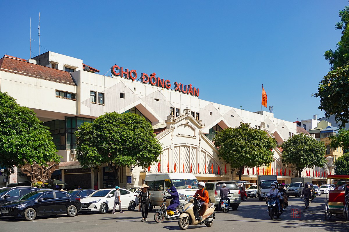 media/images/country-pages/vietnam/hanoi-and-nearby/best-of-city/comfort-best-of-hanoi/dong-xuan-market-2/3847724-1-eng-GB/dong-xuan-market-2.jpg